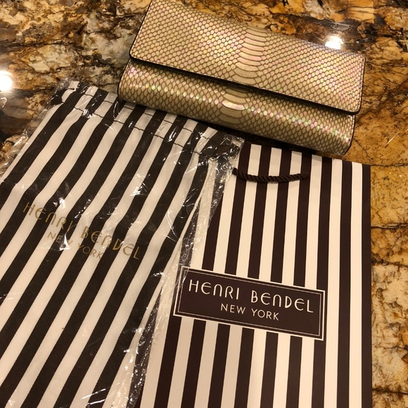 SOLD on Ⓜ️ Henri Bendel Metallic Snake Wallet - Picture 7 of 8
